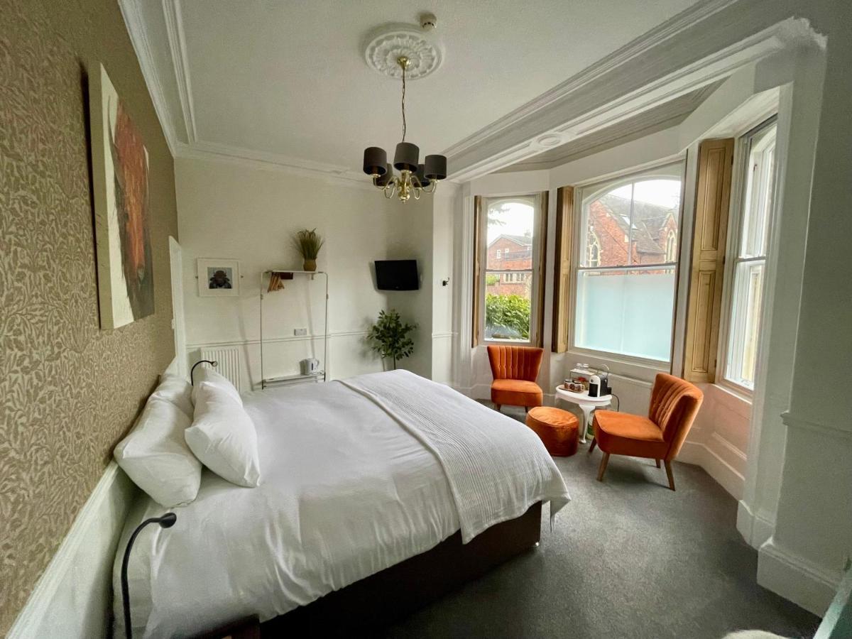The Bishop And The Bison Bed & Breakfast York Cameră foto